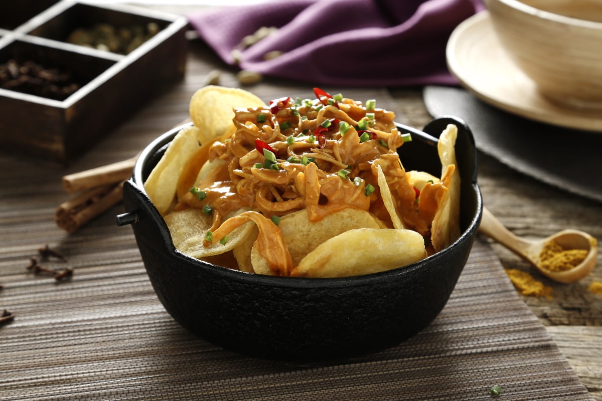 Maxi Chips With Chicken And Curry